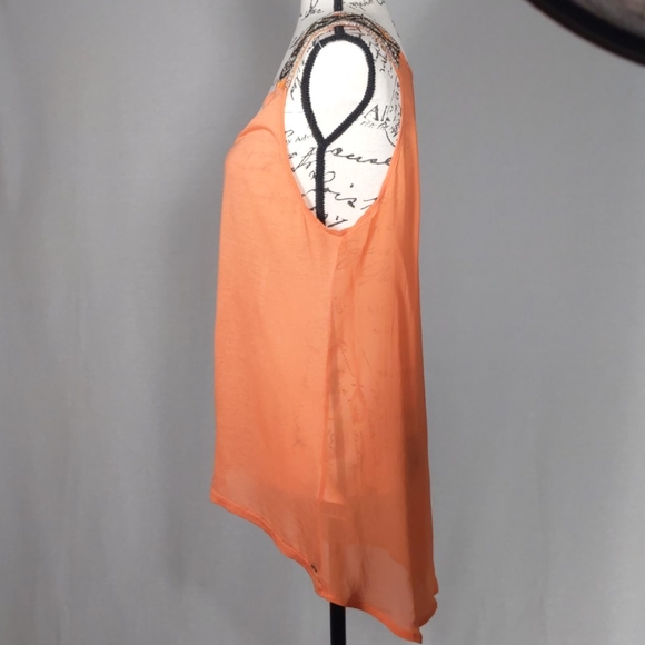 Guess - Picture 4 of 6